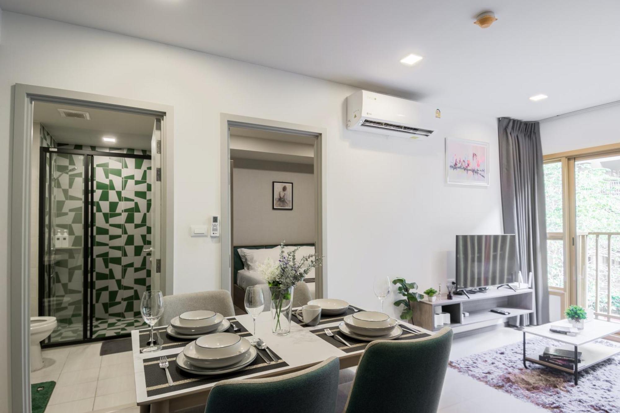 Brissluxe At Bts Onnut Sukumvit 50 Apartment Банкок Екстериор снимка
